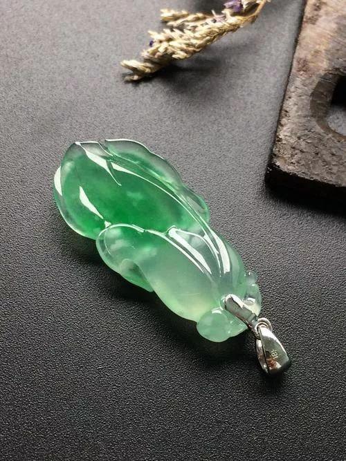 翡翠玉兰花长什么样?它的寓意原来这么美好&hellip;&hellip;